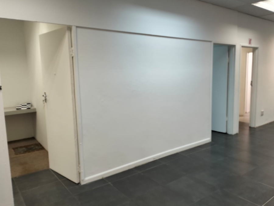 To Let commercial Property for Rent in Durbanville Western Cape